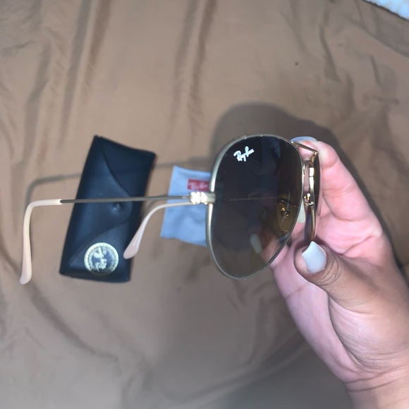 Authentic Raybans Aviator Sunglasses - Picture 3 of 3